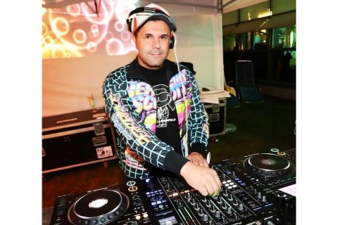 DJ Wild Loops is in the House – der sympathische Entertainer mit der großen Leidenschaft zum DJ-ing