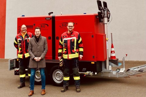 Neuer Stromerzeuger für die Freiwillige Feuerwehr Oberkotzau