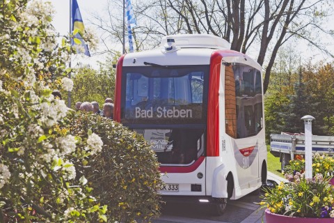 Autonomer Shuttlebus fährt jetzt auch in Bad Steben