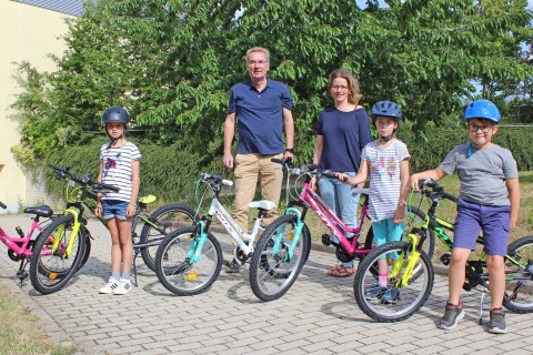 Fahrräder für die Alexander-von-Humboldt-Grundschule