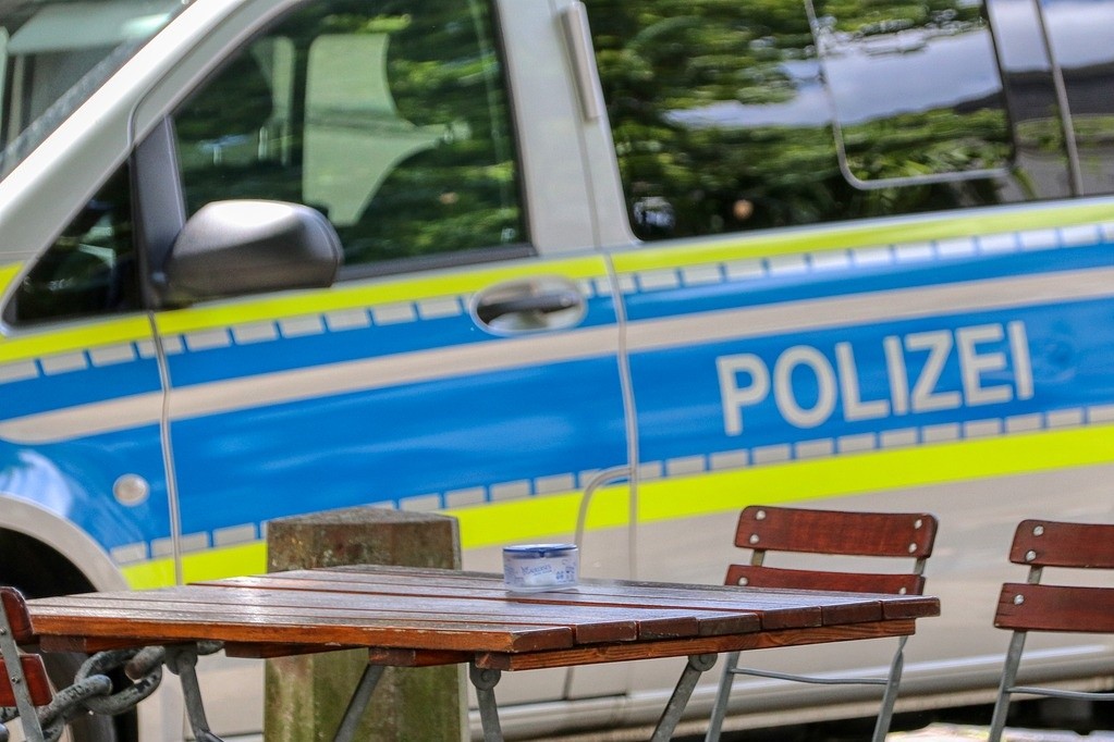 Bundespolizeidirektion München: Eine russische Fahrgemeinschaft - Fünf  Anzeigen/