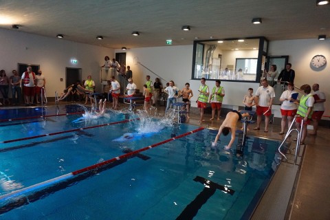 Rettungsschwimmwettbewerb in Schwarzenbach an der Saale