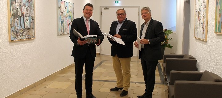 Stadt Hof würdigt den Hofer Maler Prof. Armin Sandig
