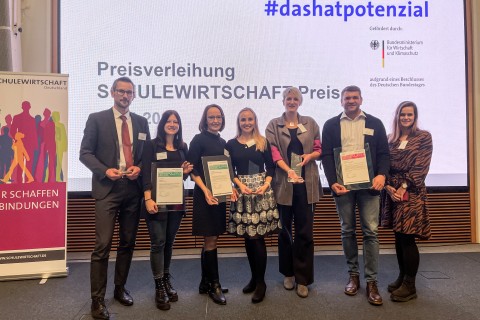 Region Hochfranken gewinnt dreifach beim bundesweiten SCHULEWIRTSCHAFT-Preis 2022