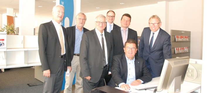 Wirtschaftsminister Franz Josef Pschierer besucht Arbeitsagentur Bayreuth-Hof